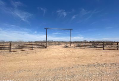 072h W Long Rifle Road Aguila AZ 85320