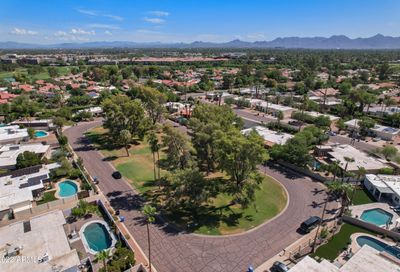 11221 N 44th Way Phoenix AZ 85028