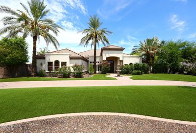 13808 E Country Shadows Road Chandler AZ 85249