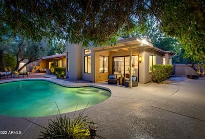 7602 E Via De Lindo -- Scottsdale AZ 85258
