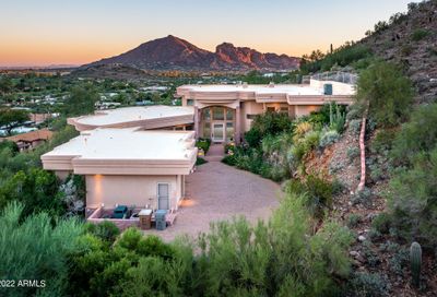 7702 N Moonlight Lane Paradise Valley AZ 85253