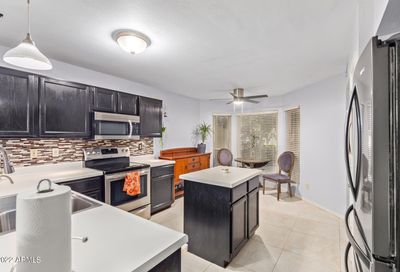 13821 S 41st Place Phoenix AZ 85044