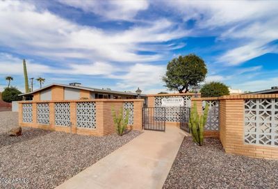 10658 W Coggins Drive Sun City AZ 85351