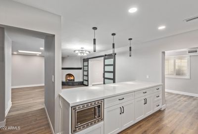 6207 N 10th Way Phoenix AZ 85014