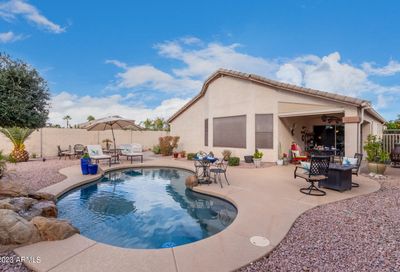 6710 S Four Peaks Place Chandler AZ 85249