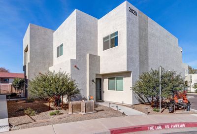 2820 E Tracy Lane Phoenix AZ 85032