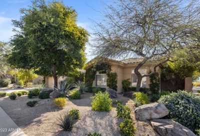 8913 E Calle De Las Brisas -- Scottsdale AZ 85255