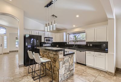 2511 W Hedgehog Place Phoenix AZ 85085