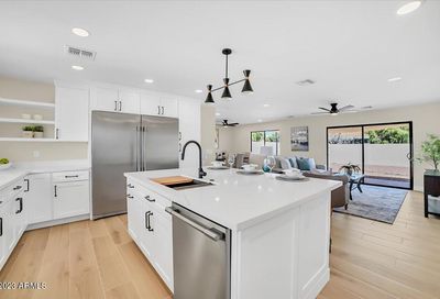 8608 E Palm Lane Scottsdale AZ 85257