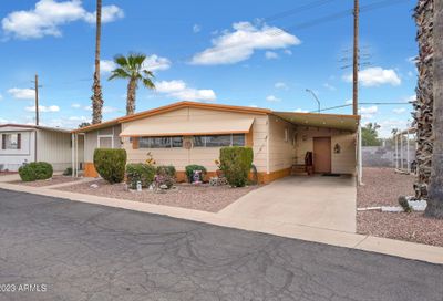 305 S Val Vista Drive Mesa AZ 85204