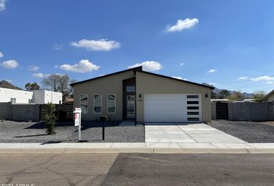 8145 N 10th Place Phoenix AZ 85020