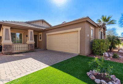 1907 S Falcon Drive Gilbert AZ 85295