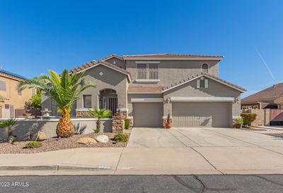 2707 S Joplin -- Mesa AZ 85209