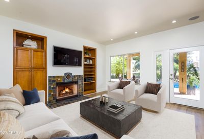 2342 W Hemlock Court Chandler AZ 85248