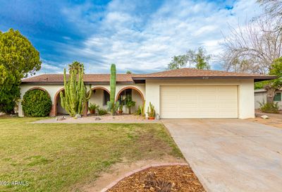 8122 E Via Del Futuro -- Scottsdale AZ 85258