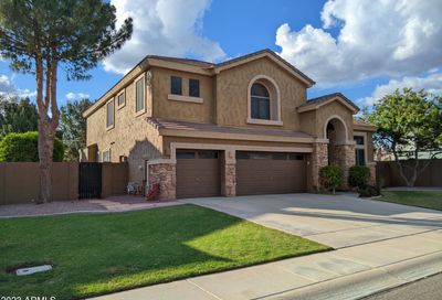 496 N Sabino Drive Gilbert AZ 85234