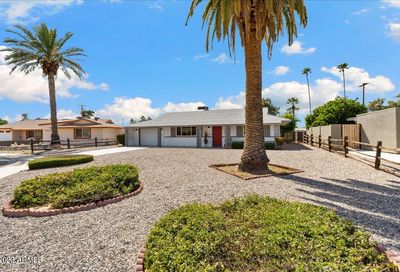 12806 N Lake Drive Sun City AZ 85351