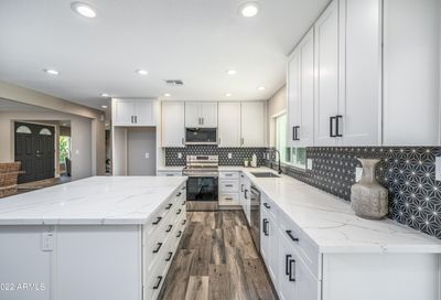 5017 E Acoma Drive Scottsdale AZ 85254