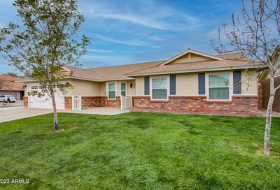 649 N 38th Street Mesa AZ 85205