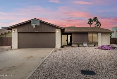 7332 E Drummer Avenue Mesa AZ 85208