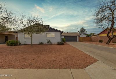 207 E La Jolla Drive Tempe AZ 85282