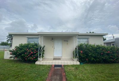 9285 SW 42nd Terrace Miami FL 33165