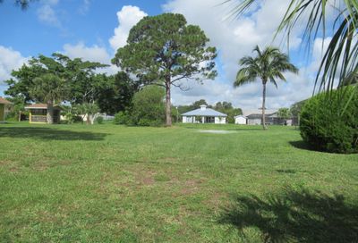 2414 SE Marius Street Port Saint Lucie FL 34952