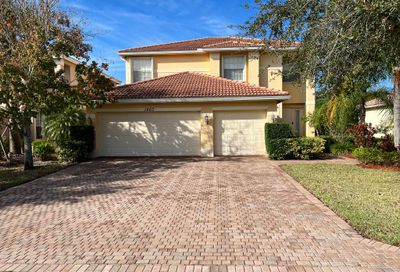 1863 Grey Falcon SW Circle Vero Beach FL 32962