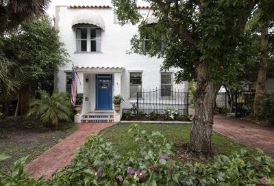 251 9th Street West Palm Beach FL 33401