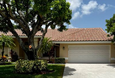 6740 Brookhurst Circle Lake Worth FL 33463