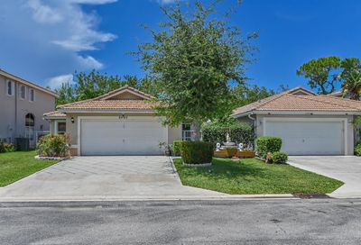 6442 Willoughby Circle Lake Worth FL 33463