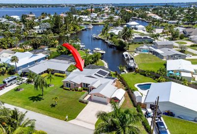 227 SW Riverway Boulevard Palm City FL 34990