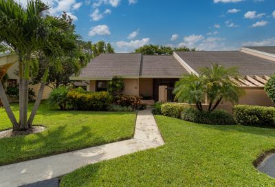10972 Water Oak Manor Boca Raton FL 33498