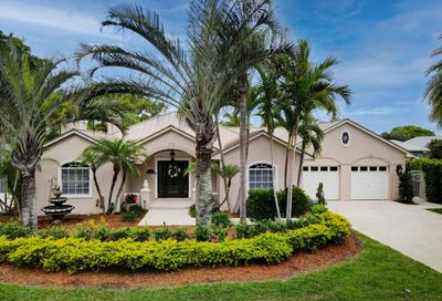 6053 Pine Drive Lantana FL 33462