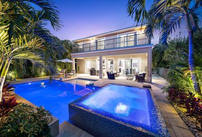 12407 Aviles Circle Palm Beach Gardens FL 33418