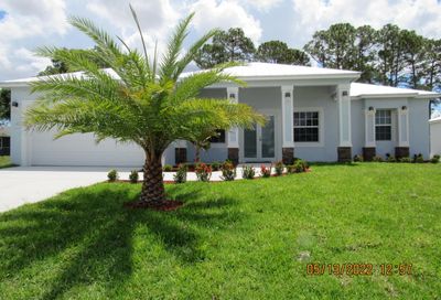 3340 SW Myers Court Port Saint Lucie FL 34953
