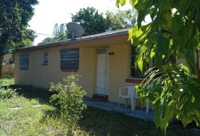 1012 Alto Road Lake Worth FL 33462