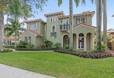 105 Villa Bella Jupiter FL 33458