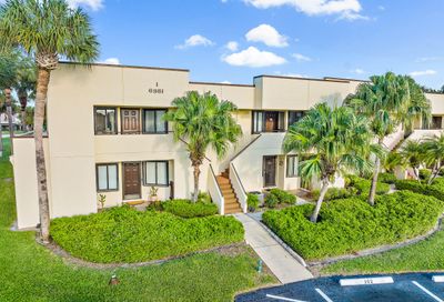 6981 SE Constitution Boulevard Hobe Sound FL 33455