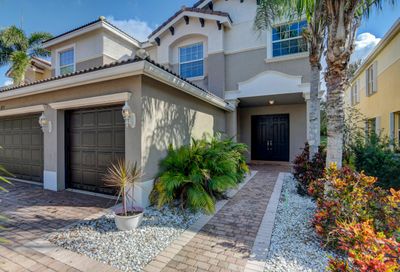 8135 Emerald Winds Circle Boynton Beach FL 33473