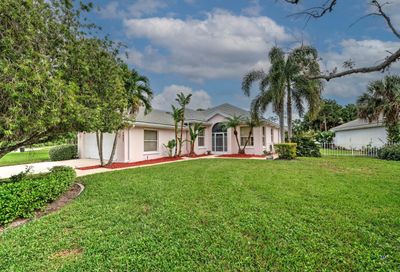 7483 SE Fiddlewood Lane Hobe Sound FL 33455