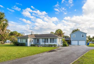 5262 Club Road Haverhill FL 33415