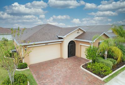10257 SW Fernwood Avenue Port Saint Lucie FL 34987