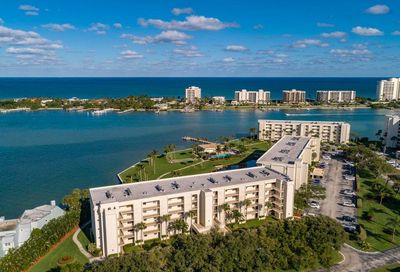 200 Intracoastal Place Tequesta FL 33469