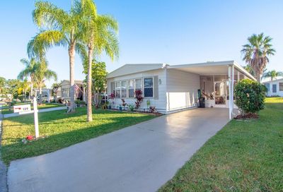 139 West Caribbean Port Saint Lucie FL 34952