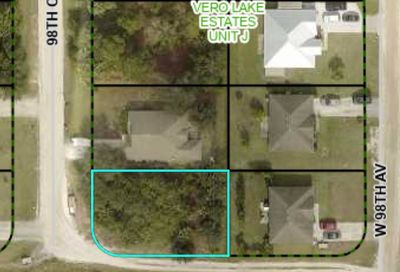 8316 98th Court Vero Beach FL 32967