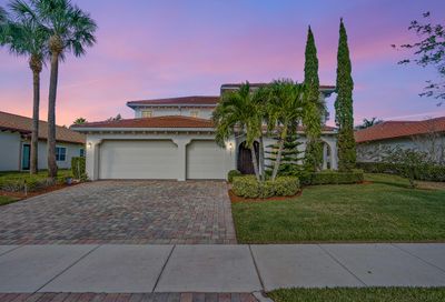 111 Manor Circle Jupiter FL 33458