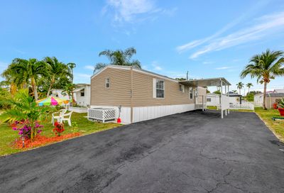 8918 W Shady Lane Boynton Beach FL 33436