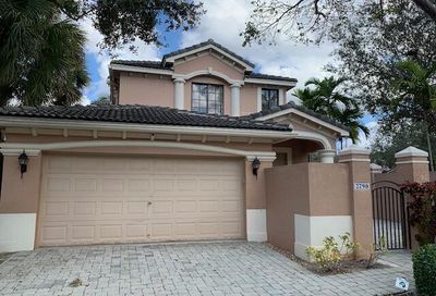 2790 Center Court Drive Weston FL 33332