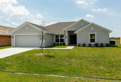 137 SW De Gouvea Terrace Port Saint Lucie FL 34984